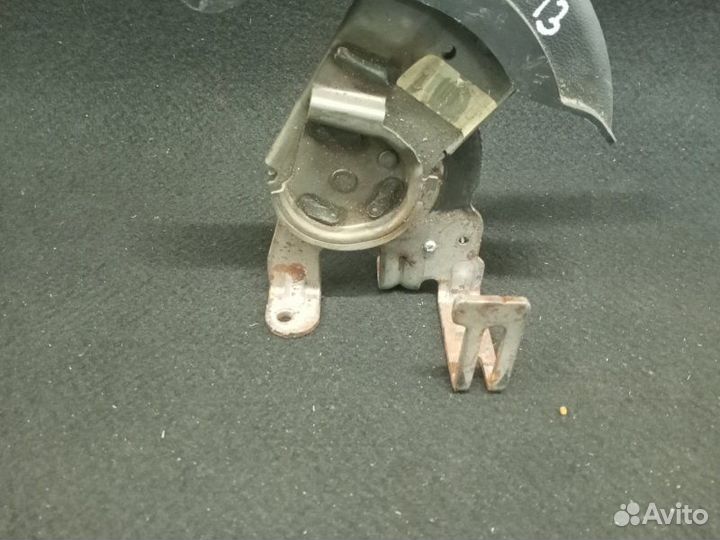 Ручка ручного тормоза Hyundai Solaris 2011