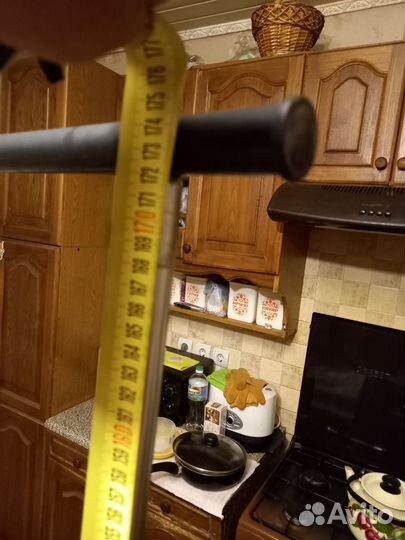 Вешалка напольная на колёсах