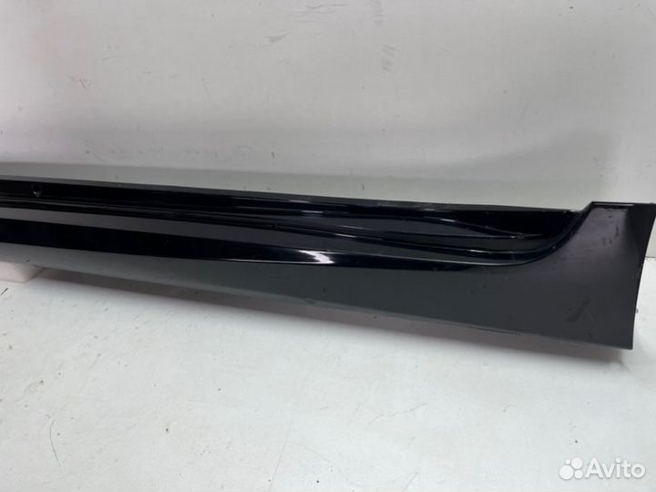 Накладка порога левая Toyota Camry V70/V75