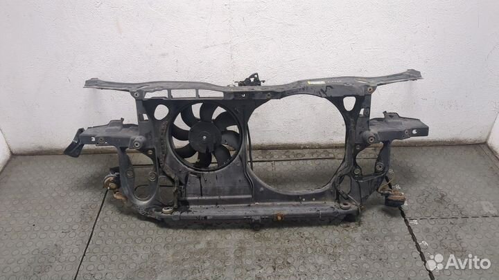 Рамка передняя Volkswagen Passat 5, 2003