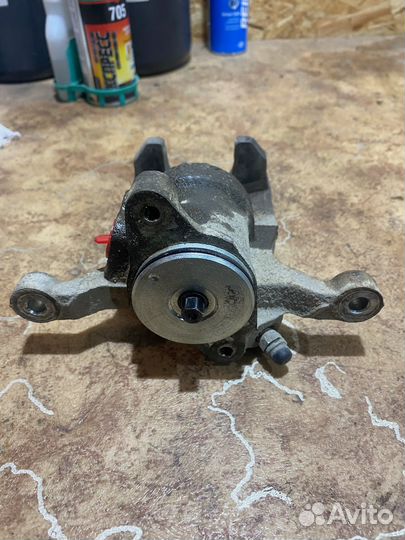 Суппорт задний правый cx-5