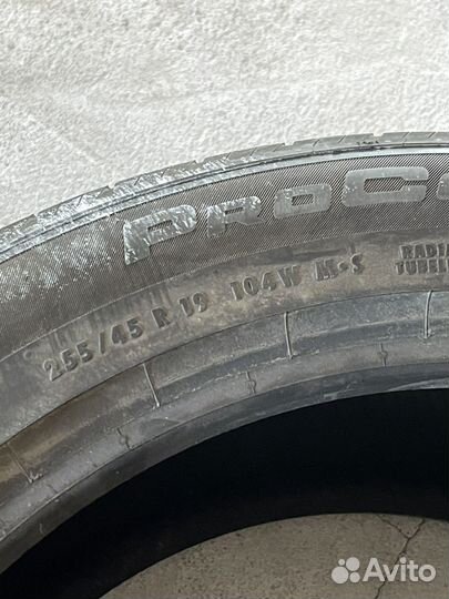 Continental ProContact RX 255/45 R19 104W