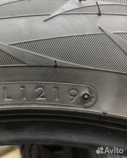 Toyo Observe G3-Ice 215/55 R17 103S