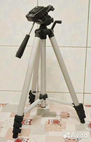 Фотоштатив - тринога
