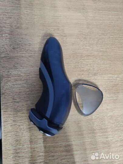 Электробритва Philips PT727