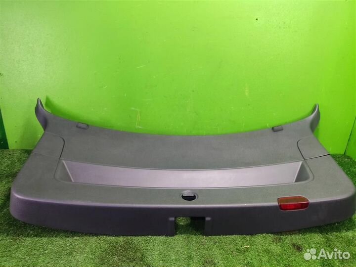 Обшивка крышки багажника volkswagen Golf Plus 2008