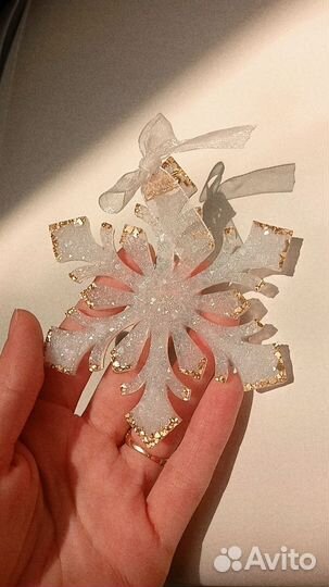 Небольшие фигурки из эпоксидной смолы