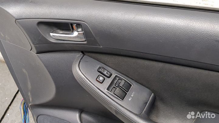 Дверь боковая правая передняя Toyota Avensis 2
