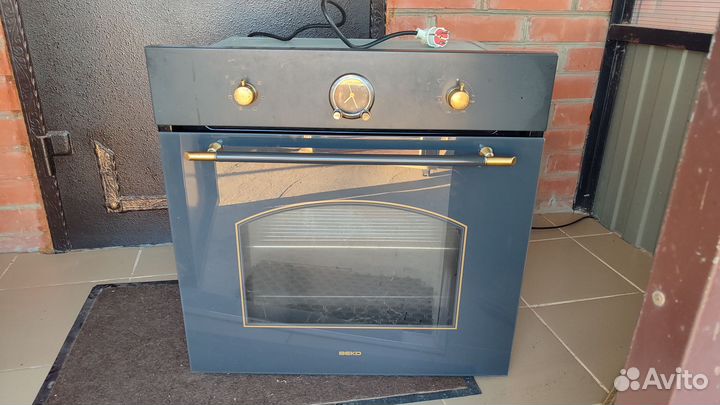 Духовой шкаф