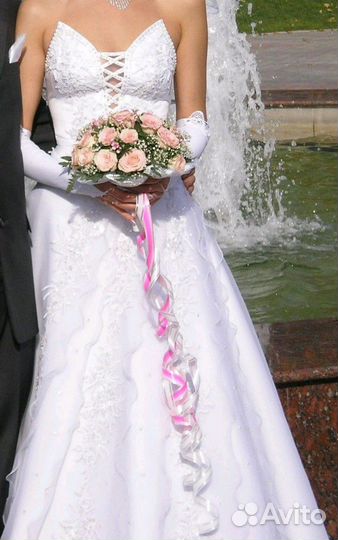 Свадебное платье