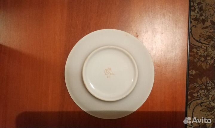 Блюдцеот Хайтинского чайного сервиза