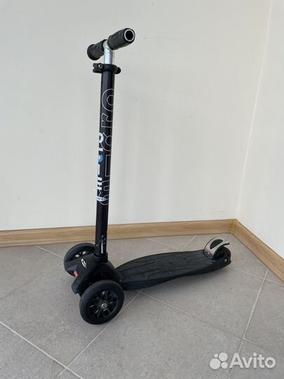 Самокат трехколесный Maxi Micro оригинал