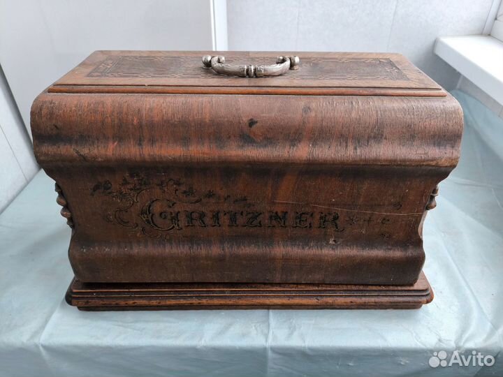 Швейная машинка Gritzner Durlach с кофром