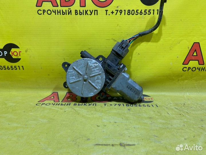 Мотор стеклоподъемника передний правый Mitsubishi