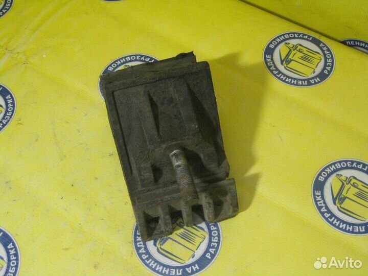 Подушка двс передняя 81962100553 MAN, TGA