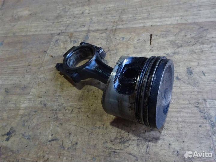 Поршень с шатуном ваз 2110