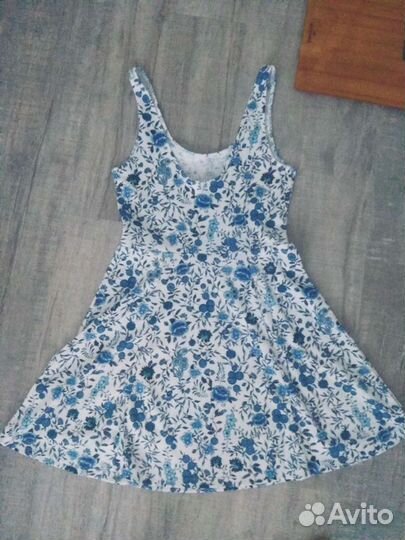 Платье H&M