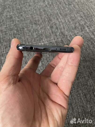 Samsung Galaxy S10e, 6/128 ГБ
