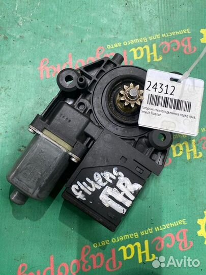 Моторчик стеклоподъемника передний правый Renault