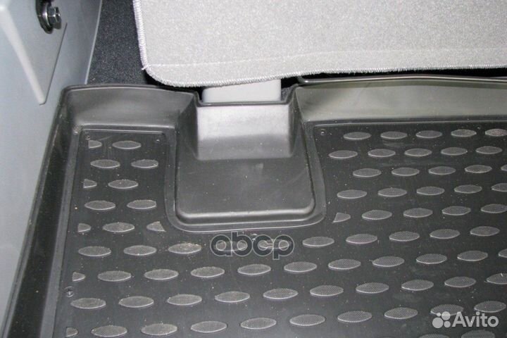 Коврик автомобильный резиновый в багажник hyund
