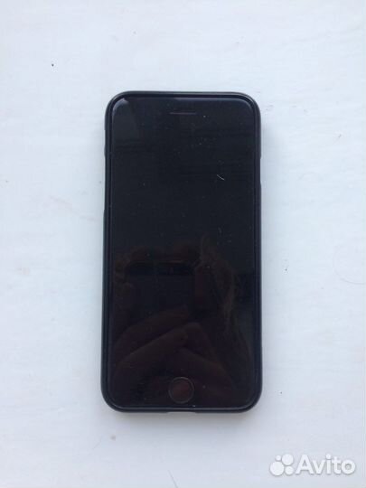 iPhone 8, 64 ГБ