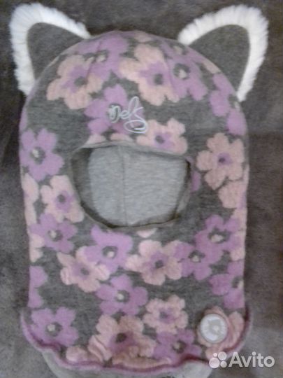 Шапка зимняя для девочки 3/5лет 56размер Две шт