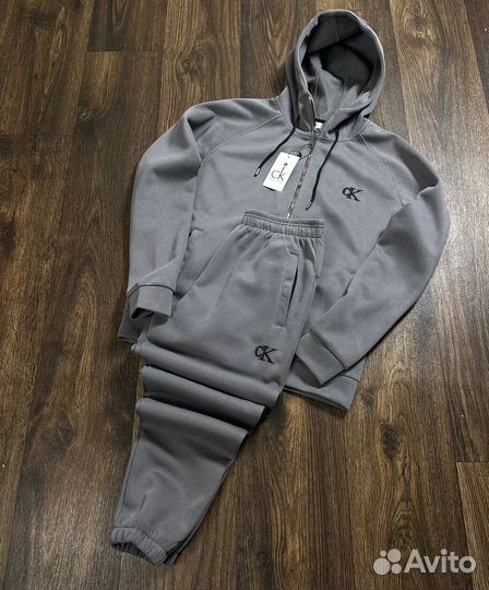 Спортивные костюмы Calvin Klein