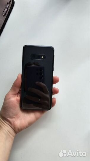 Samsung Galaxy S10, 6/128 ГБ