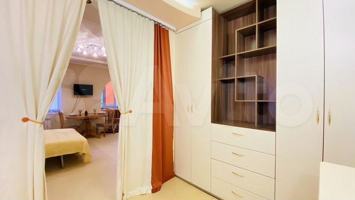 2-к. квартира, 45 м², 1/3 эт.