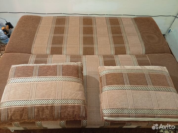 Диван еврокнижка