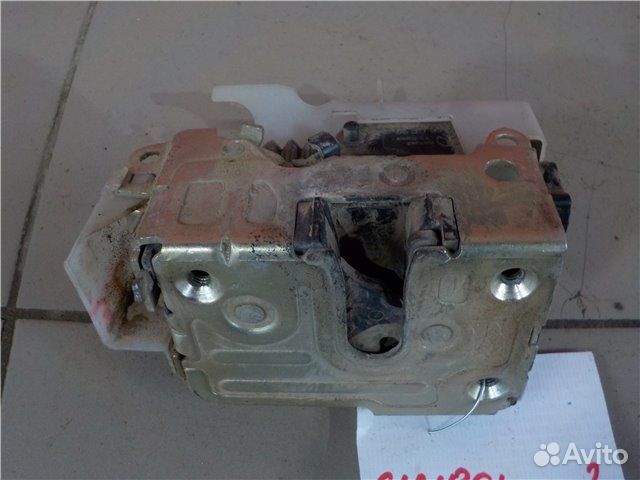 Замок двери задний левый Renault Symbol LB0K