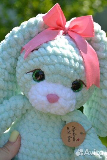 Заяц вязаный