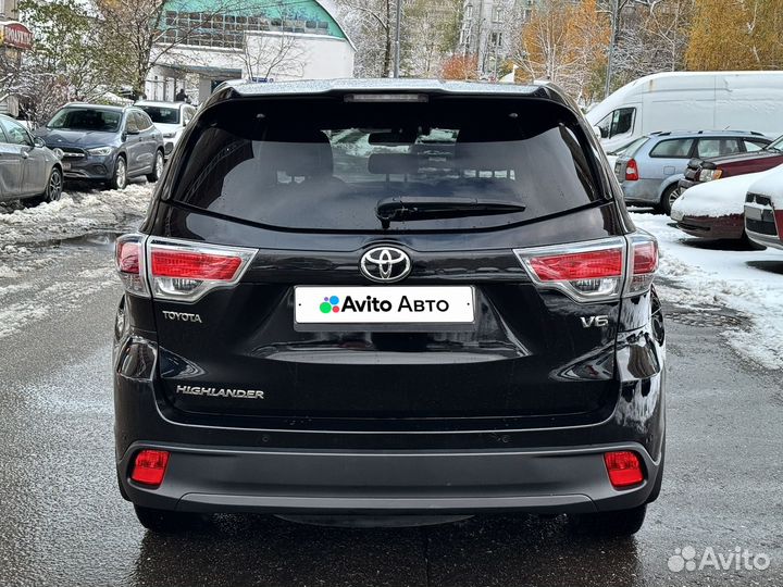 Toyota Highlander 3.5 AT, 2016, 142 000 км