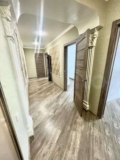 2-к. квартира, 70 м², 4/5 эт.
