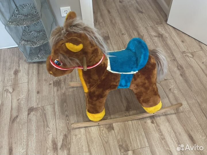 Качалка лошадь