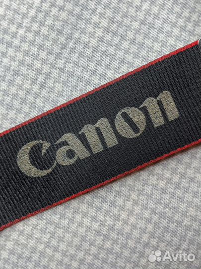 Фотоаппарат Canon EOS 1100D