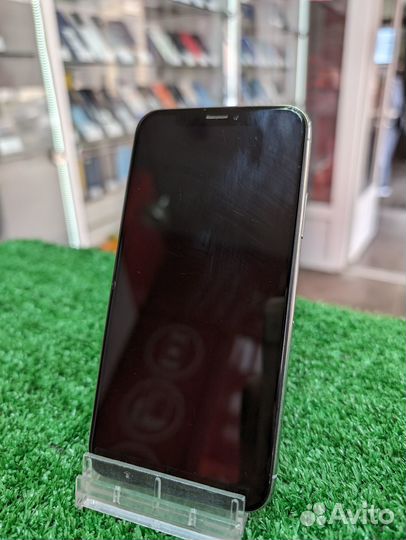 iPhone X, 64 ГБ