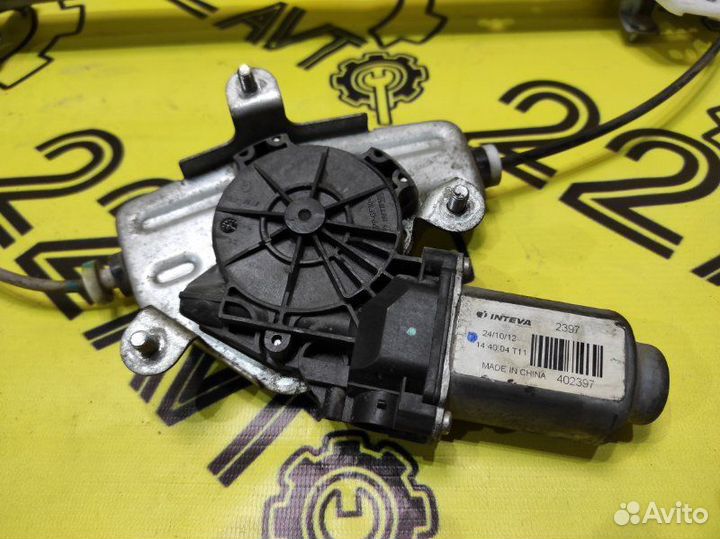 Стеклоподъемник задний правый Hyundai Solaris