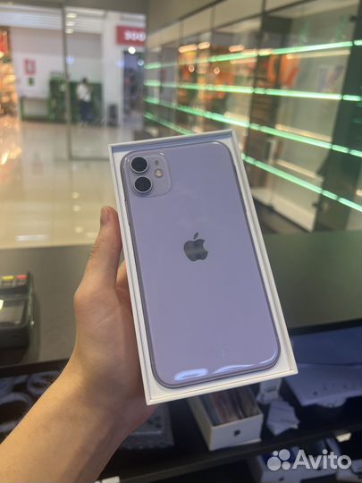 iPhone 11, 64 ГБ