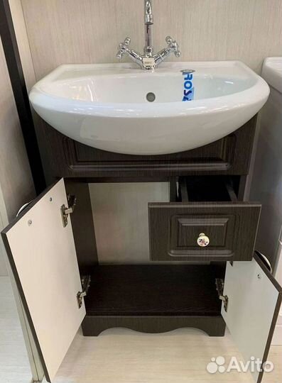 Тумба с раковиной
