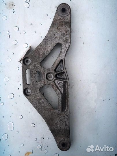 Кронштейн редуктора 4F0599287