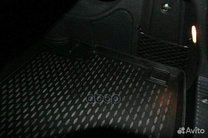 Коврик в багажник полиуретан NLC.34.38.B10 element