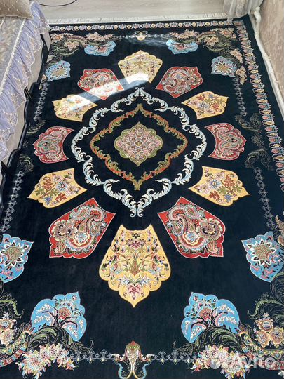 Ковер шёлк