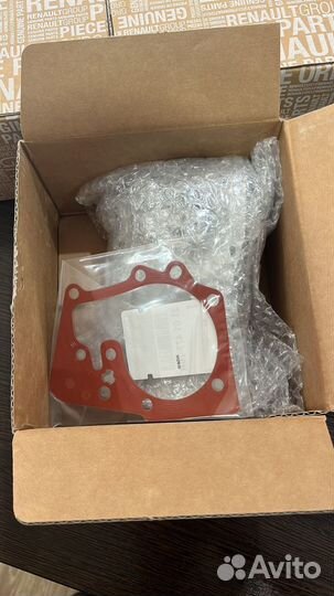 Помпа K4M Renault 210100753R Новая оригинальная