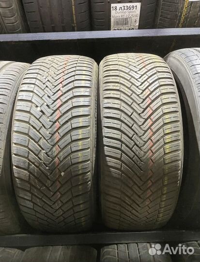 Continental AllSeasonContact 215/45 R18 93P