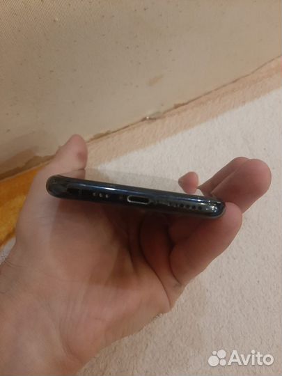 iPhone 11 Pro, 64 ГБ