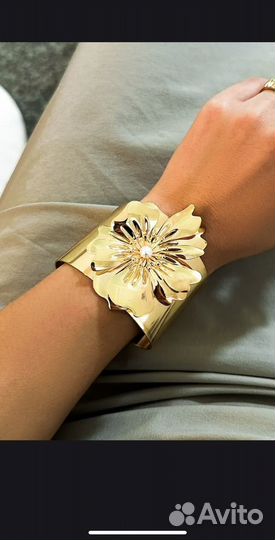Браслет и брошь