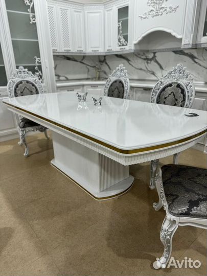 Стол стулья шах