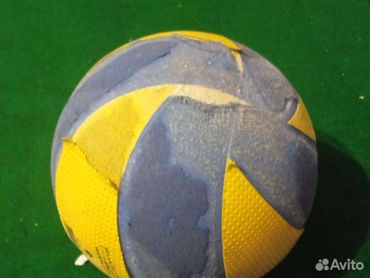 Волейбольный мяч mikasa mva200 (свисток и иголка)