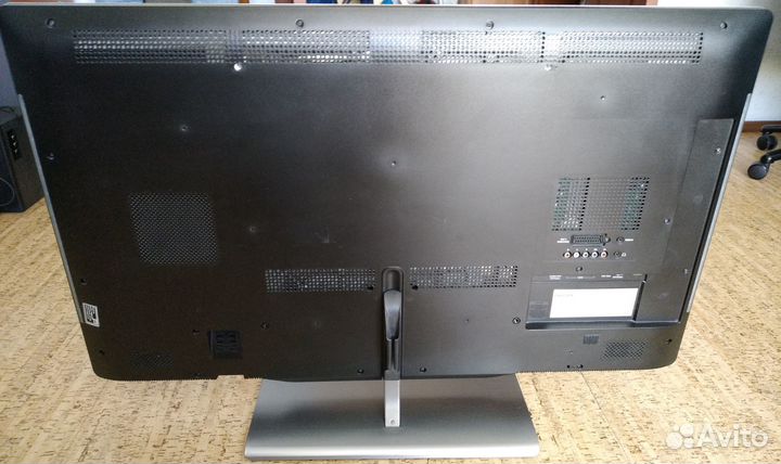 3D-телевизор 42PFL7606 Philips 107 см (42